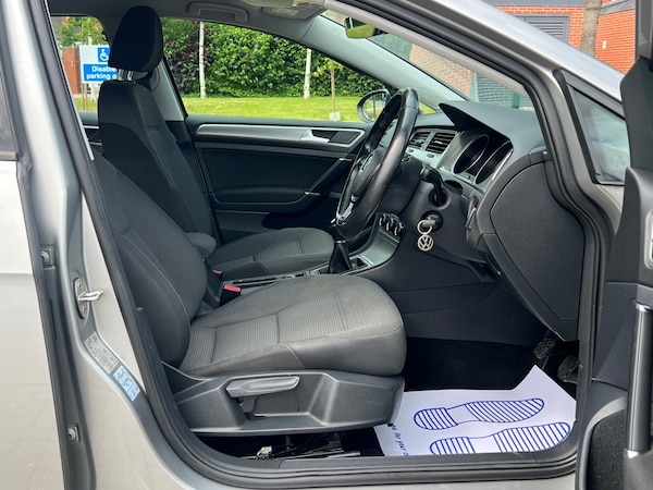 Used Volkswagen Golf 2017 for sale - 74818471: Photo 12