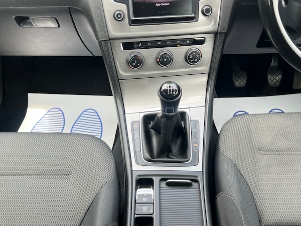 Used Volkswagen Golf 2017 for sale - 74818471: Photo 22