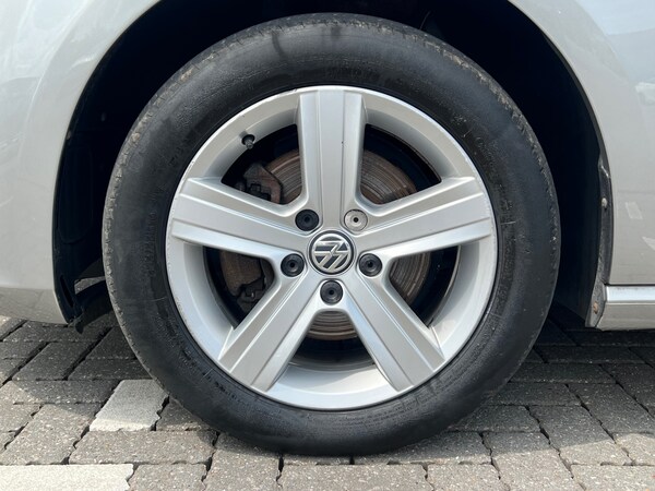 Used Volkswagen Golf 2017 for sale - 74818471: Photo 31