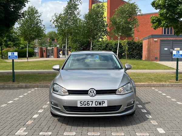 Used Volkswagen Golf 2017 for sale - 74818471: Photo 9