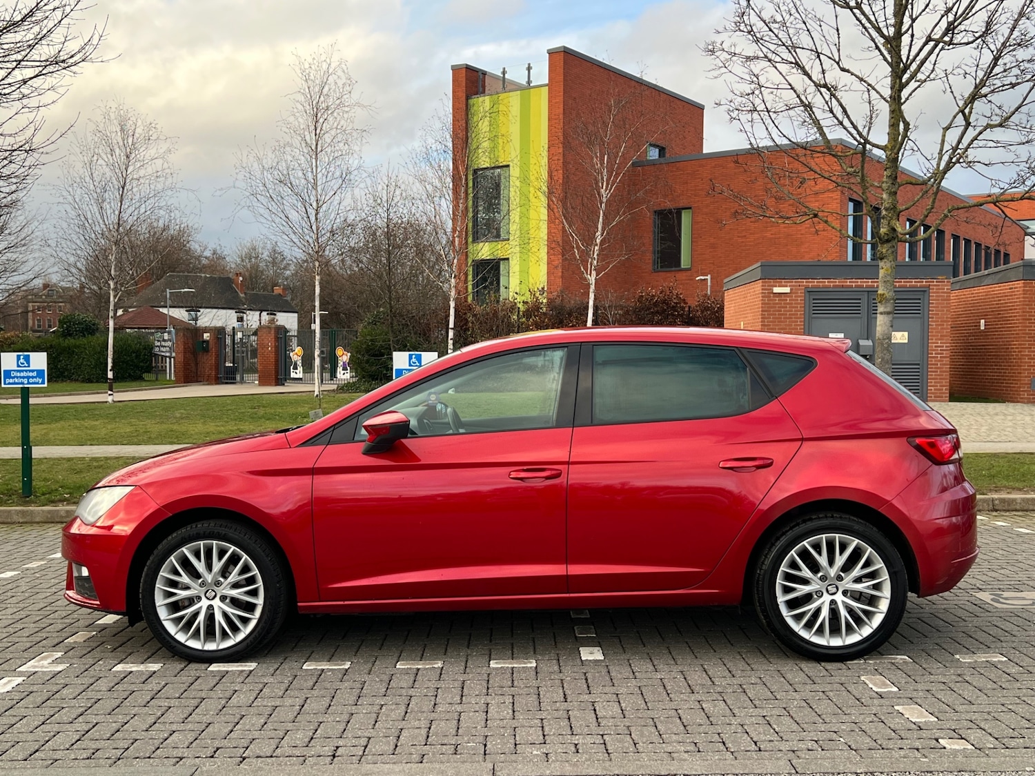 Used SEAT Leon 2019 for sale - 77312248: Photo 3