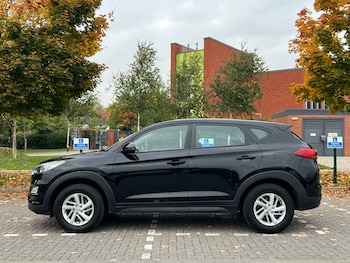 Used Hyundai TUCSON 2018 for sale - 76299657: Photo