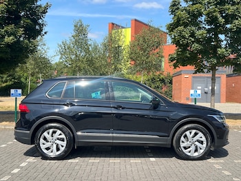 Used Volkswagen Tiguan 2023 for sale - 79321412: Photo