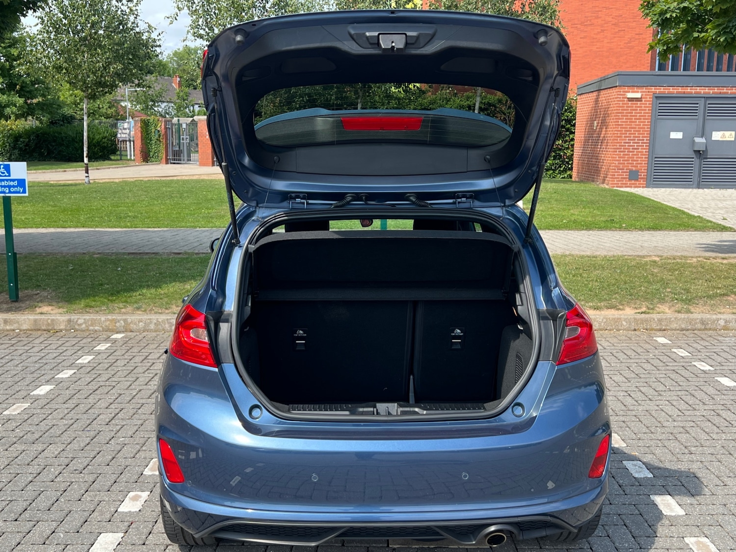 Vehicle 27