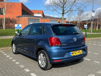 Used Volkswagen Polo 2017 for sale - 77830536: Photo