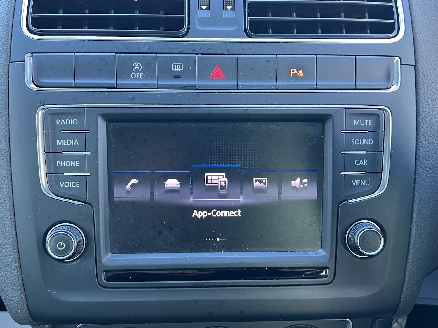 Used Volkswagen Polo 2017 for sale - 76565684: Photo 21