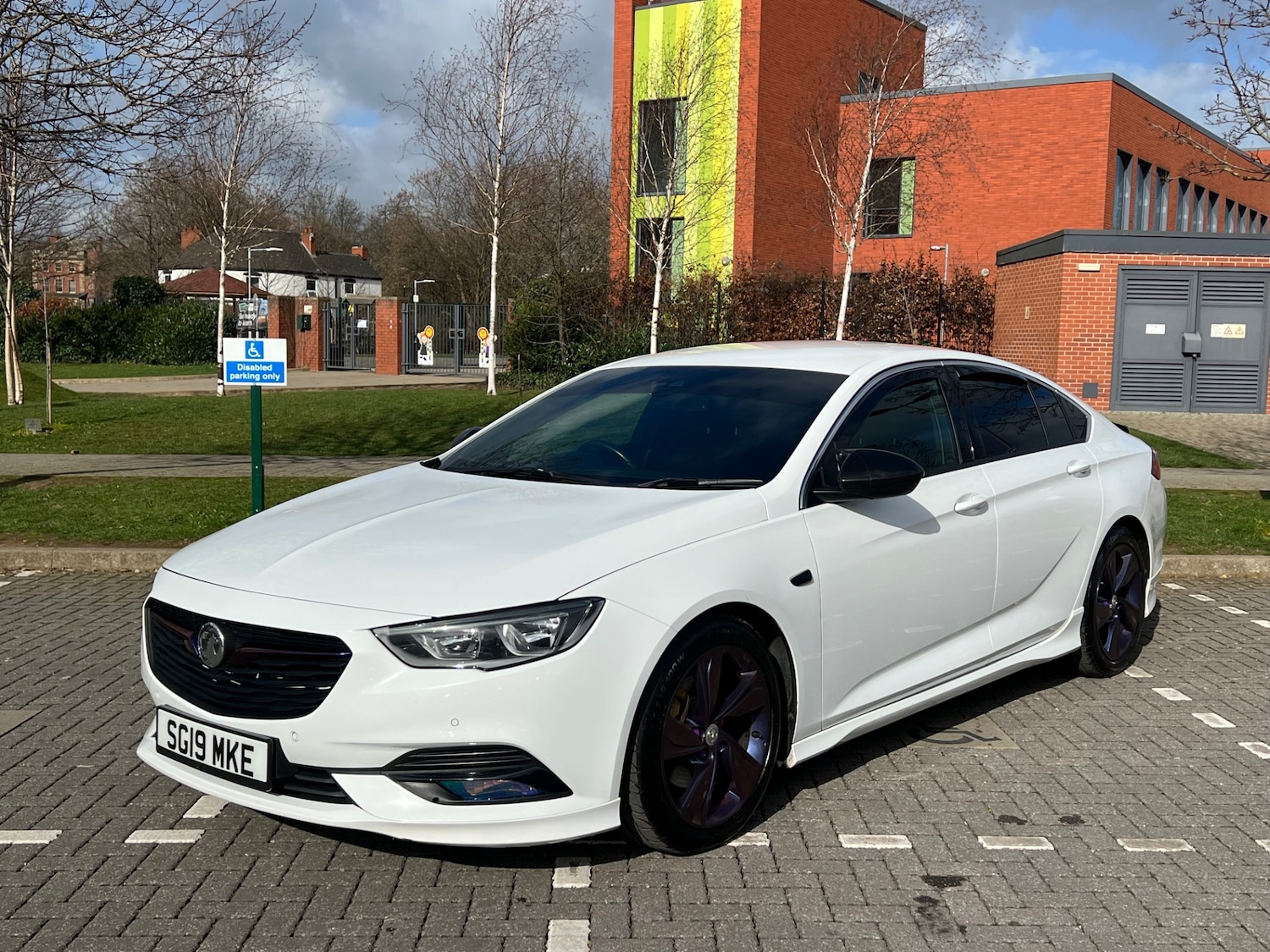 Used Vauxhall Insignia 2019 for sale - 77830223: Photo 2