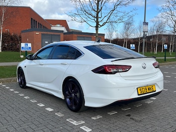Used Vauxhall Insignia 2019 for sale - 77830223: Photo