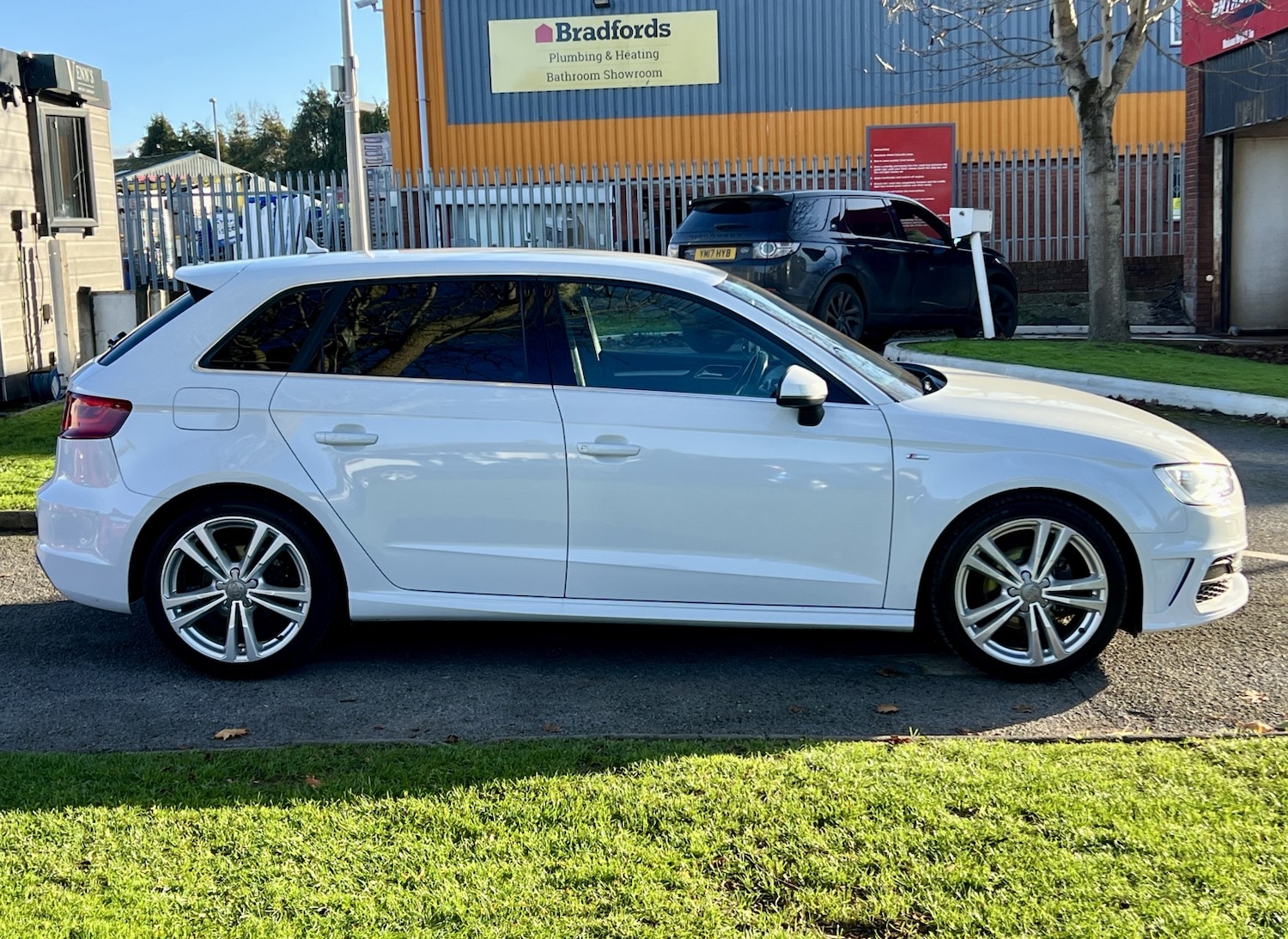 Used Audi A3 2015 for sale - 76712889: Photo 2