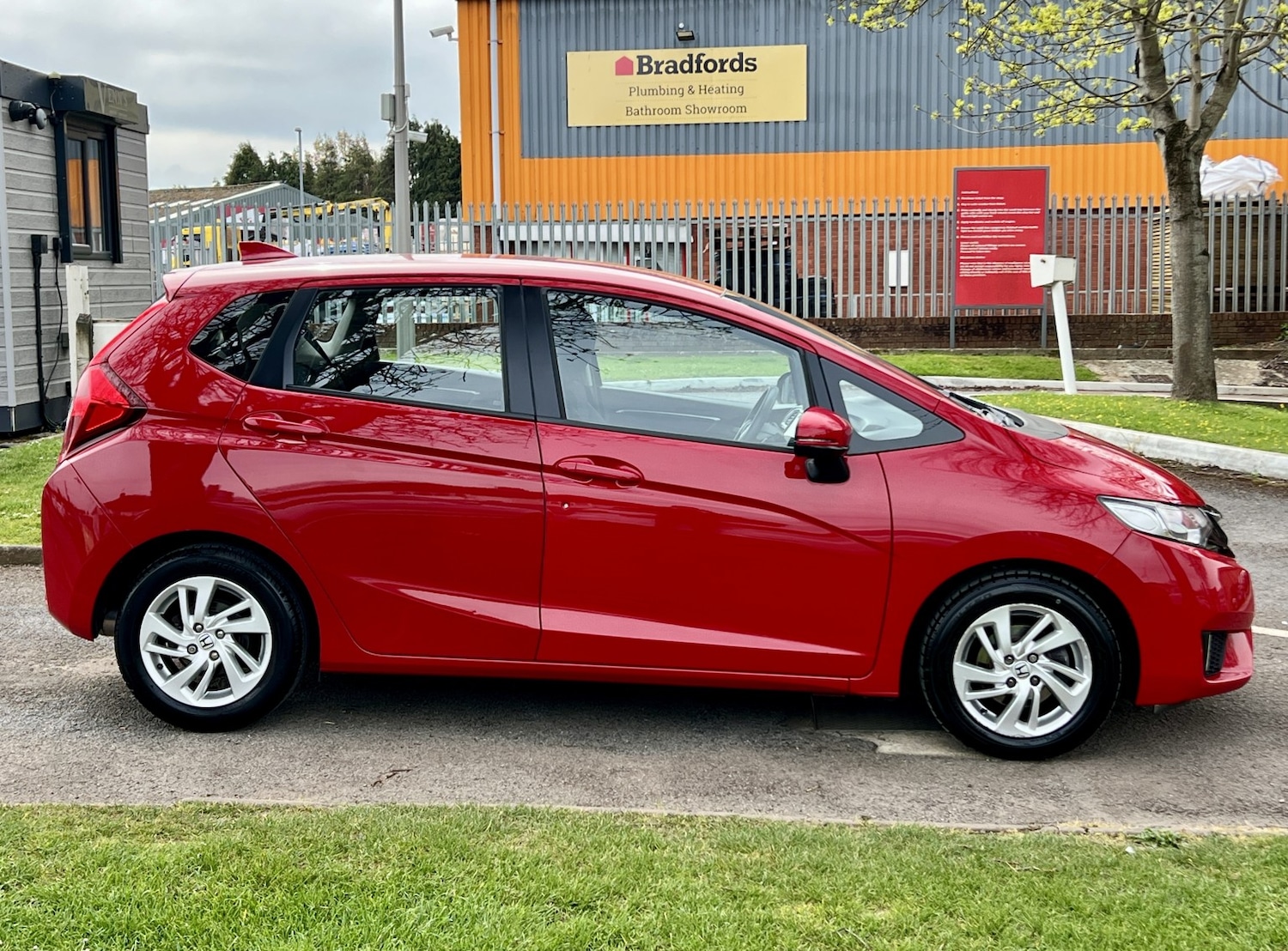 Used Honda Jazz 2016 for sale - 78183021: Photo 8