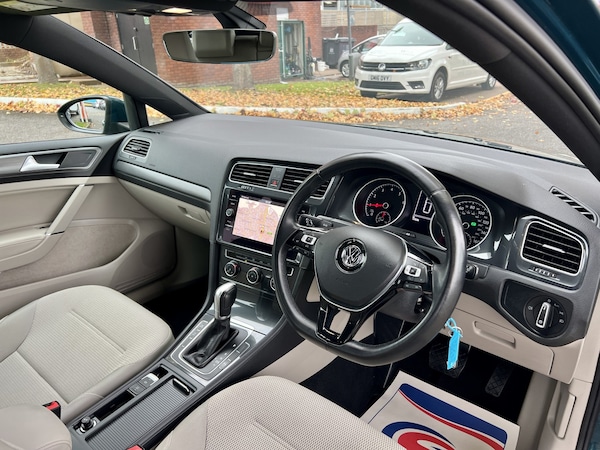 Used Volkswagen Golf 2018 for sale - 76192671: Photo 17