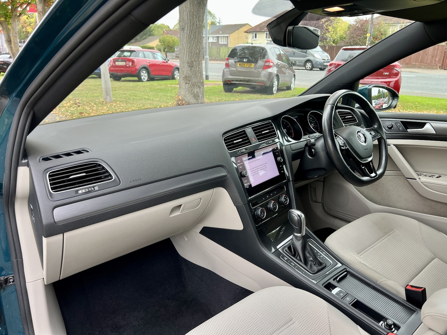 Used Volkswagen Golf 2018 for sale - 76192671: Photo 22