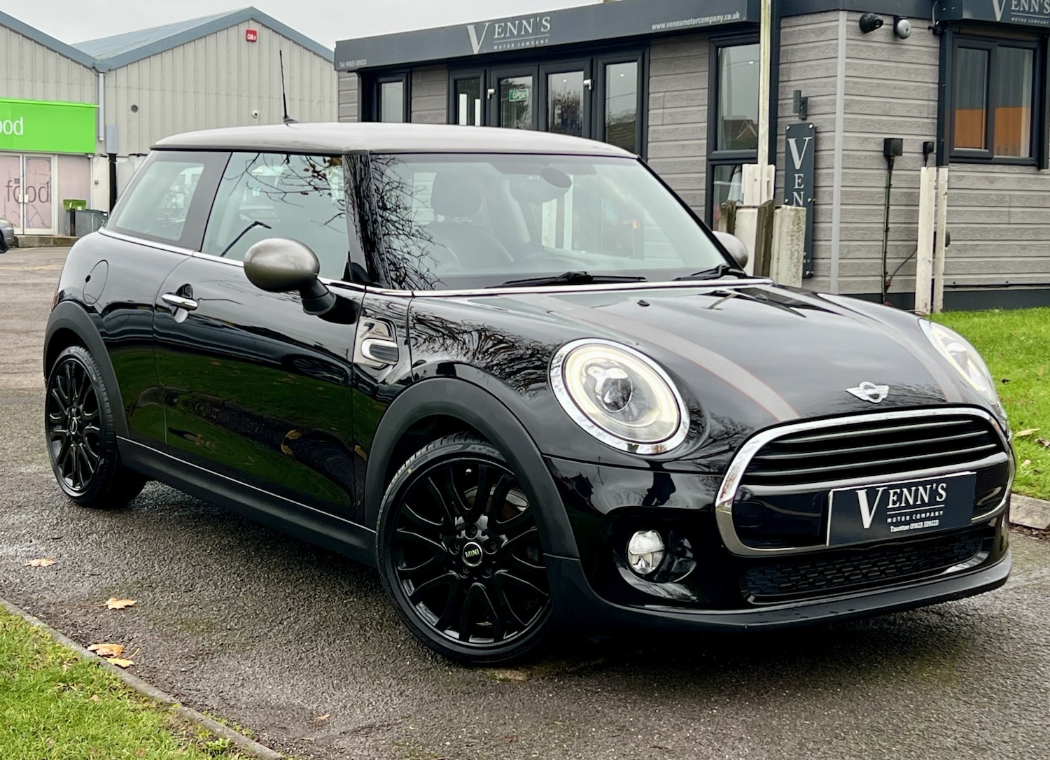 Used MINI Hatch 2018 for sale - 77162206: Photo 1