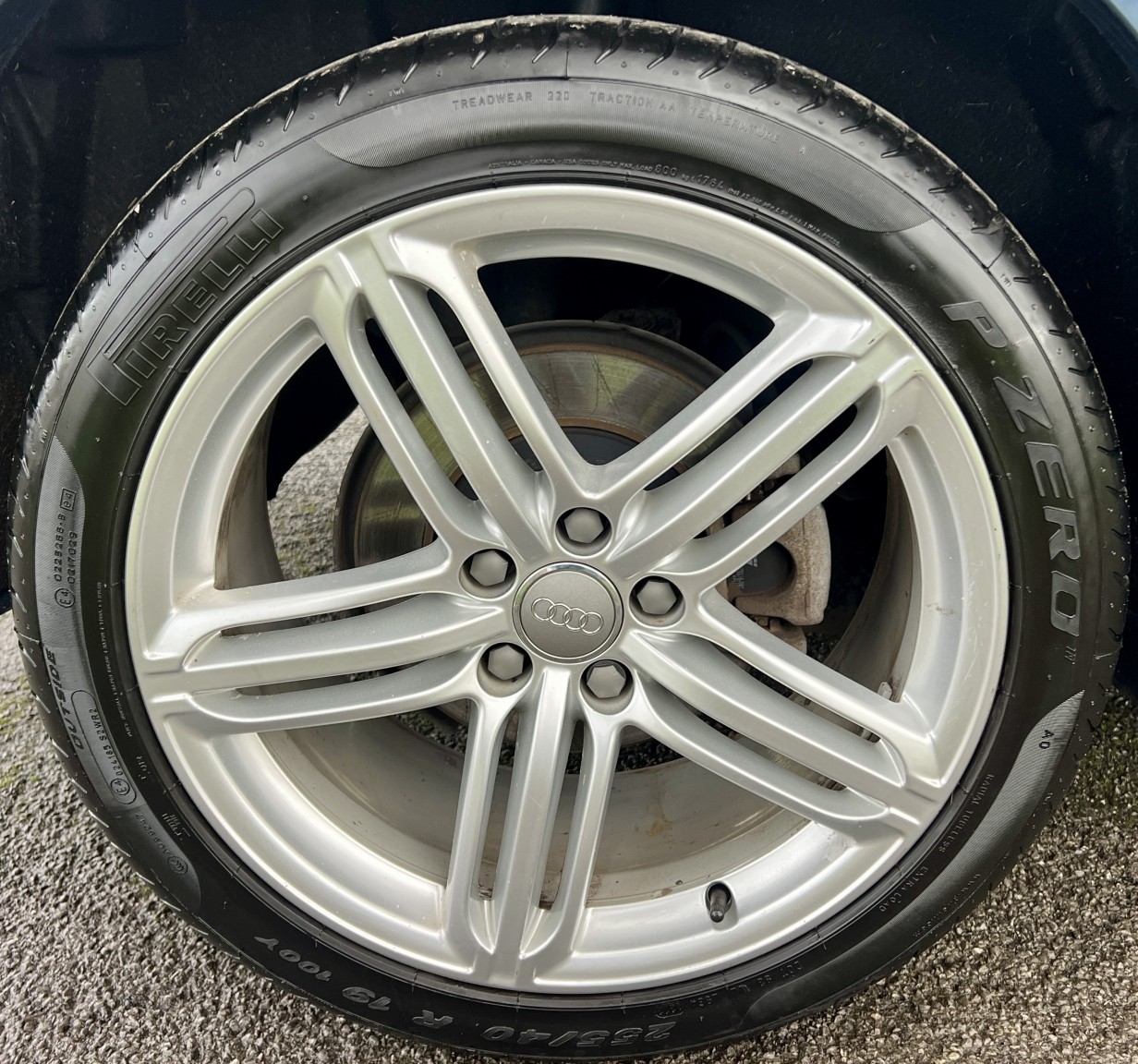 Used Audi Q3 2015 for sale - 76877616: Photo 11