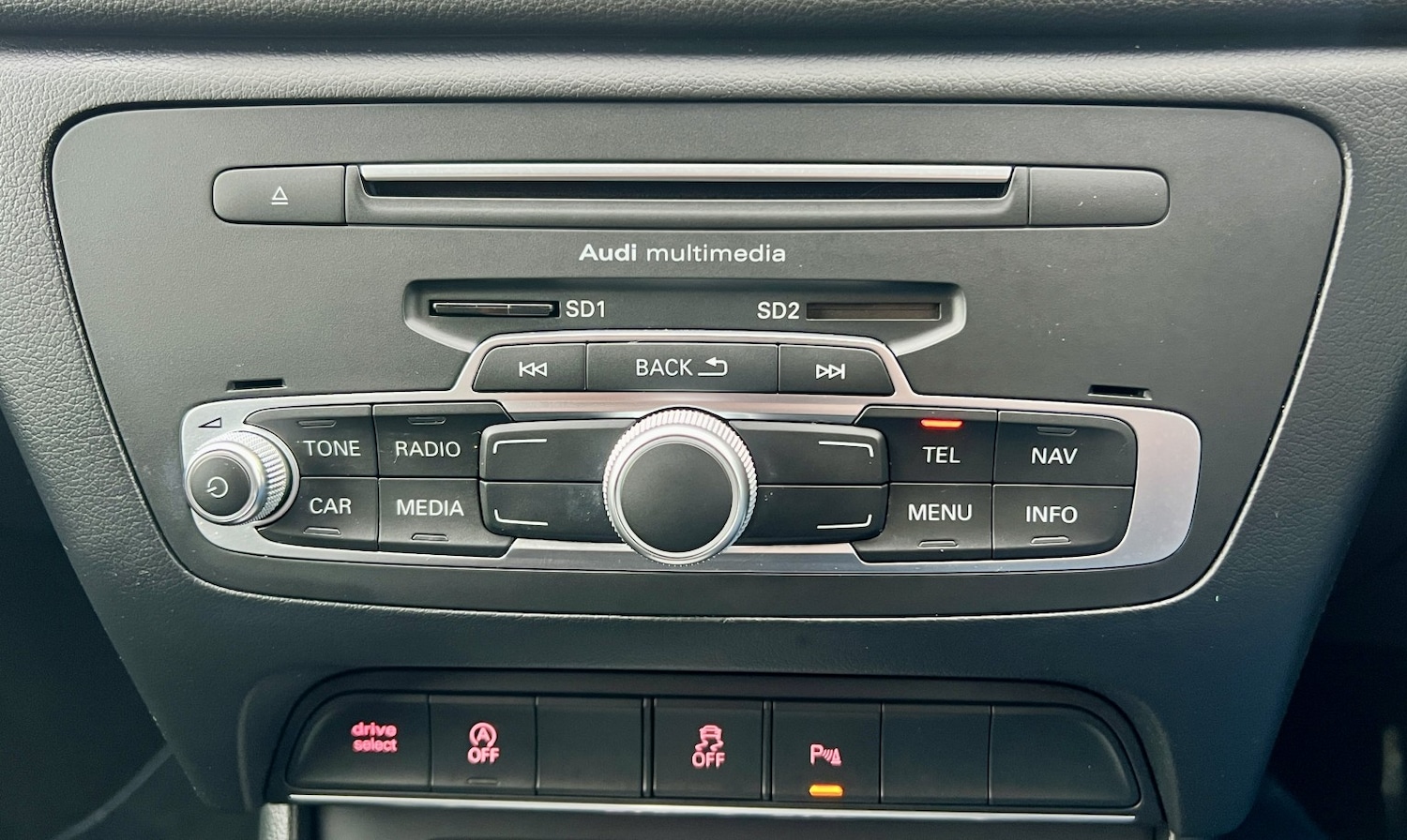 Used Audi Q3 2015 for sale - 76877616: Photo 26