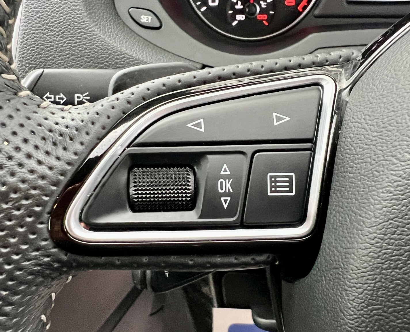 Used Audi Q3 2015 for sale - 76877616: Photo 33