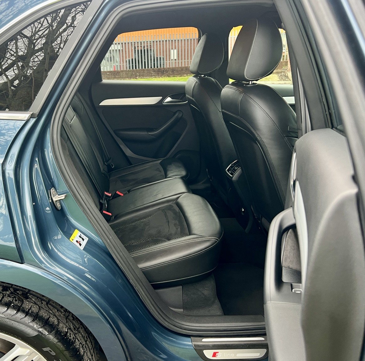 Used Audi Q3 2015 for sale - 76877616: Photo 39