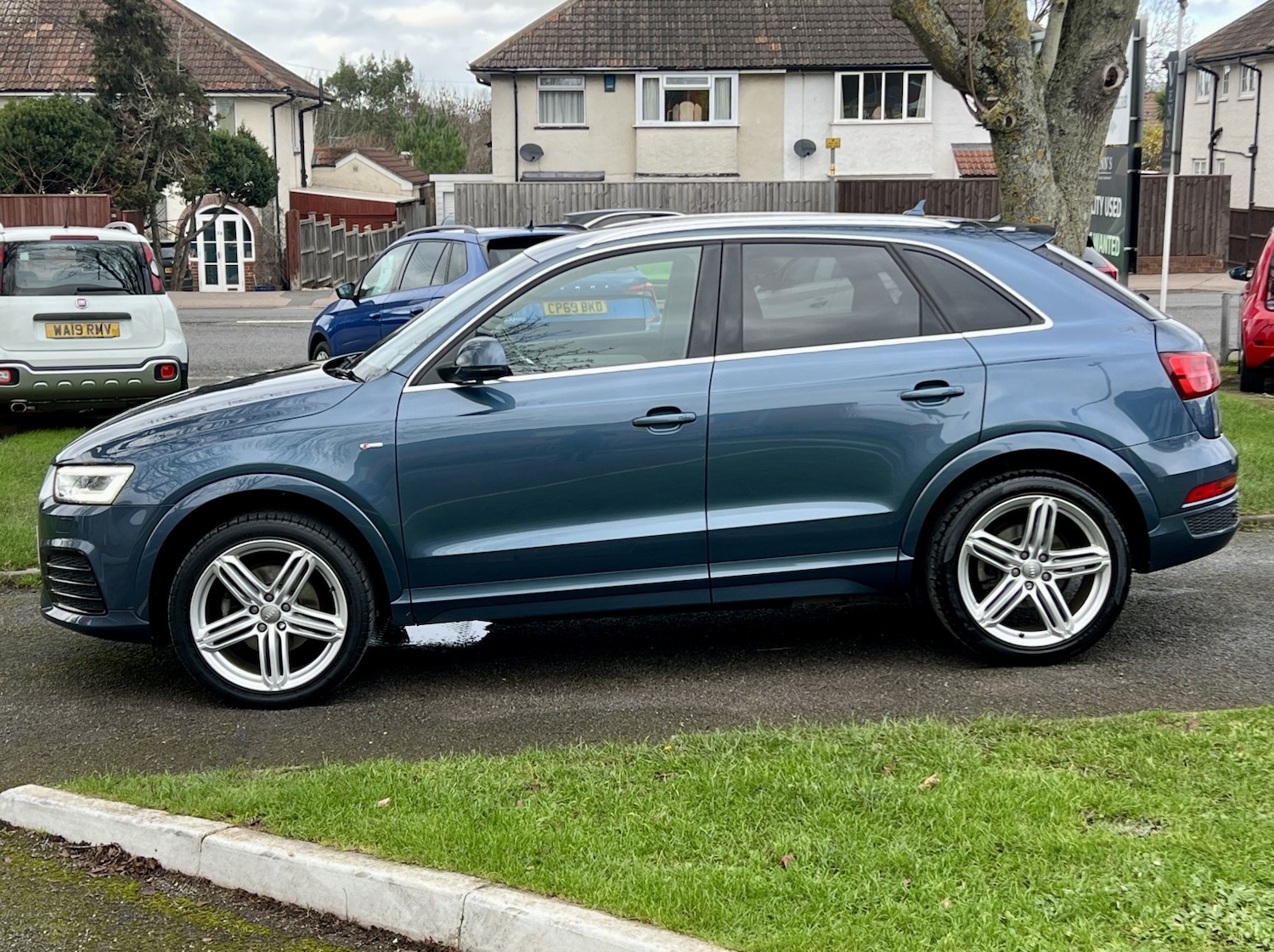 Used Audi Q3 2015 for sale - 76877616: Photo 4