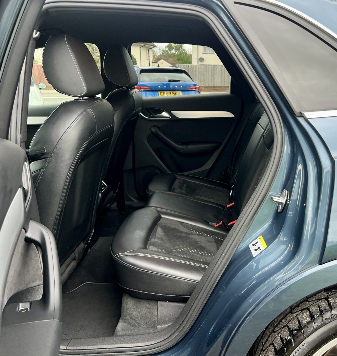 Used Audi Q3 2015 for sale - 76877616: Photo 42