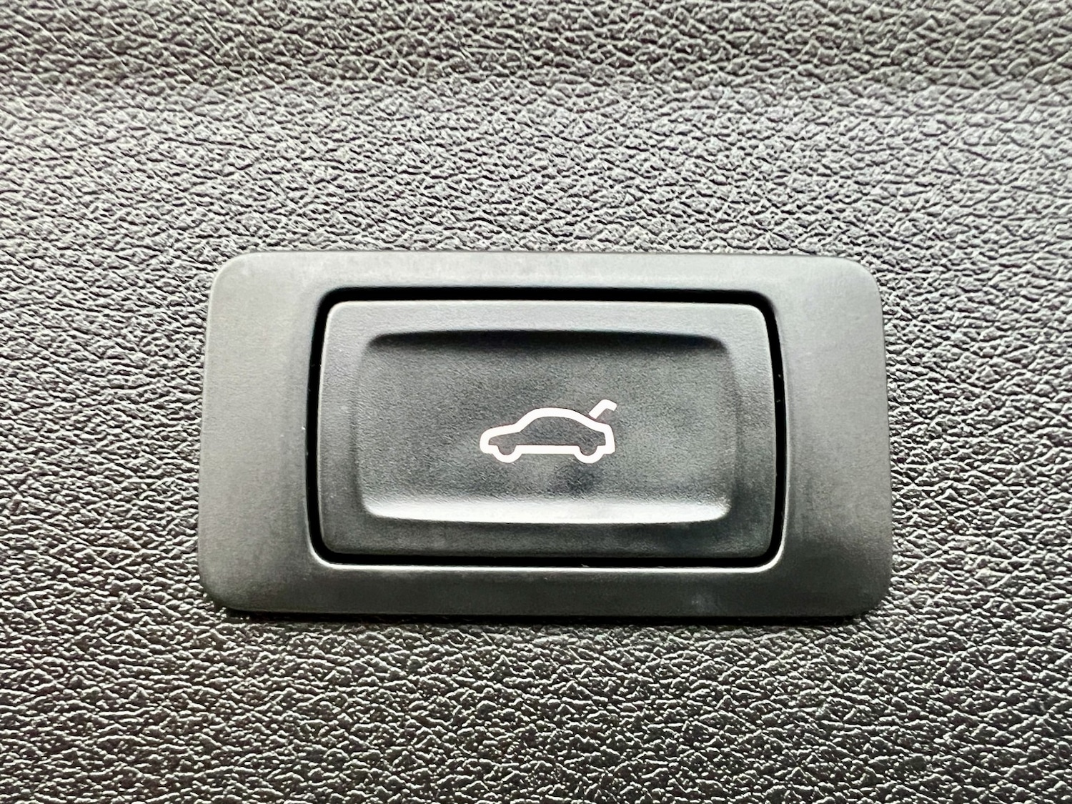 Used Audi Q3 2015 for sale - 76877616: Photo 45