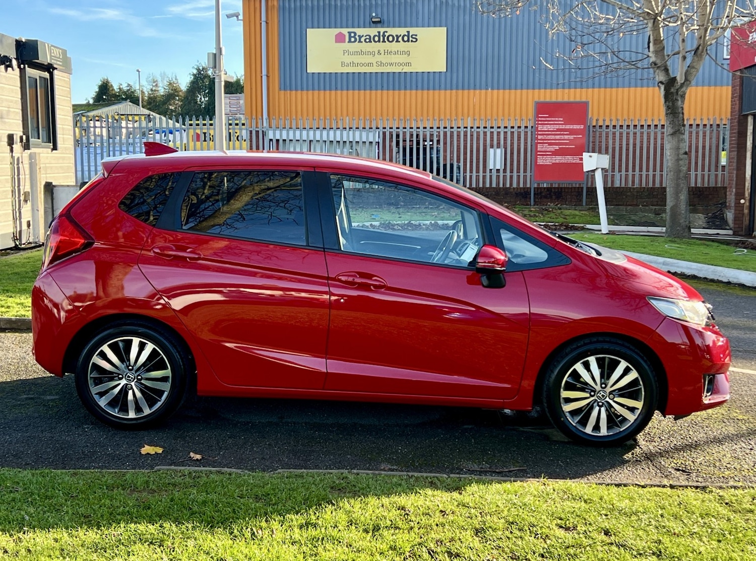 Used Honda Jazz 2015 for sale - 77264358: Photo 3