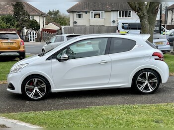 Used Peugeot 208 2017 for sale - 78190673: Photo