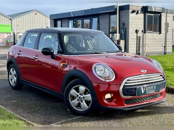 2014 - 1.5 5-Door Hatch Cooper