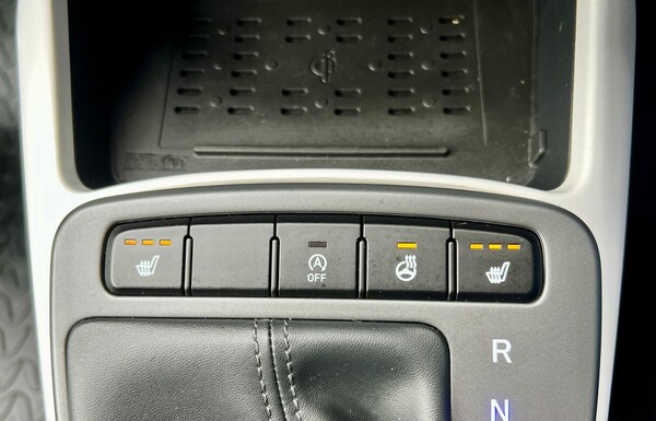 Used Hyundai i10 2022 for sale - 76030754: Photo 29