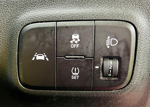 Used Hyundai i10 2022 for sale - 76030754: Photo 36