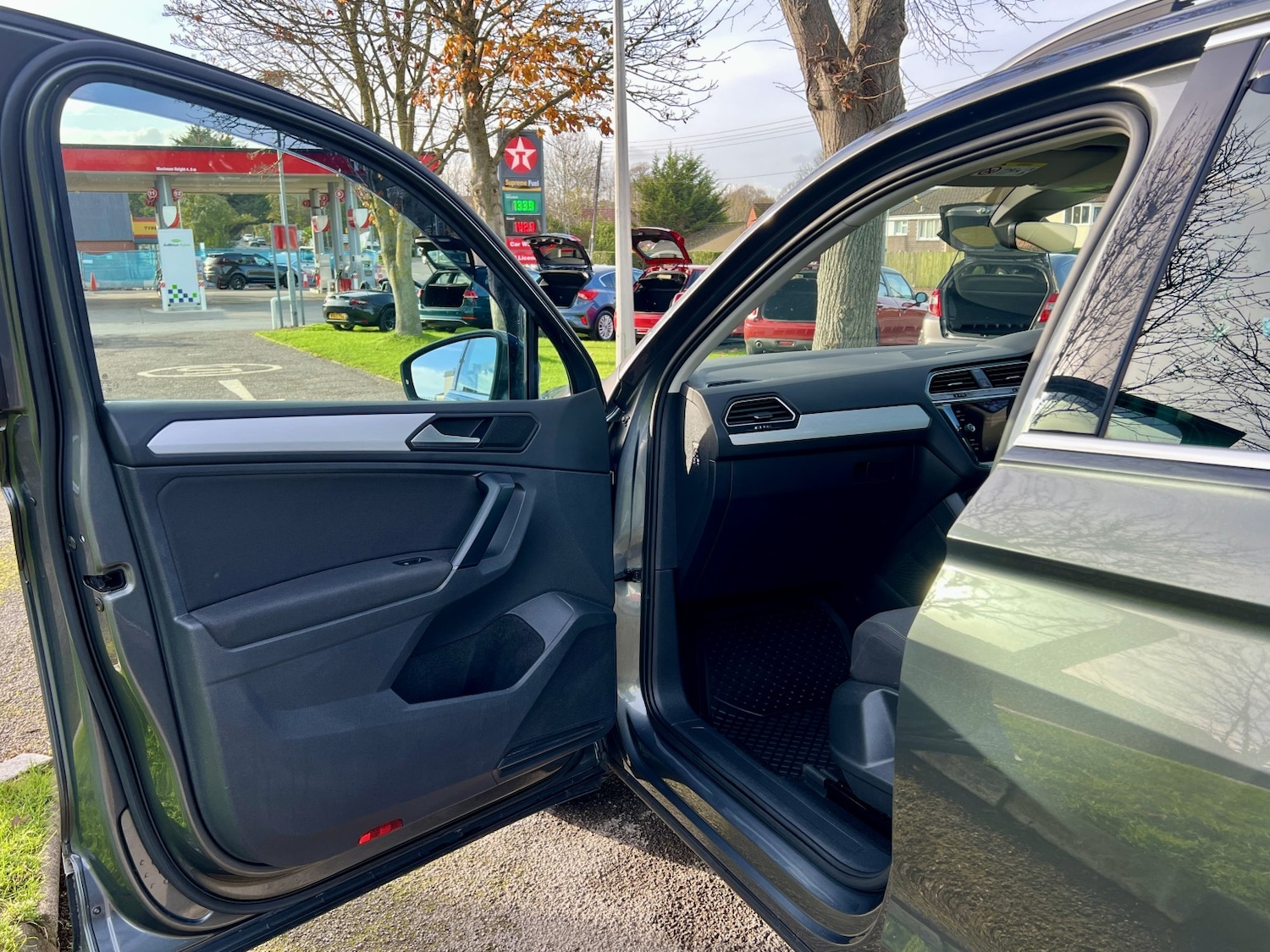 Used Volkswagen Tiguan 2019 for sale - 76769880: Photo 19