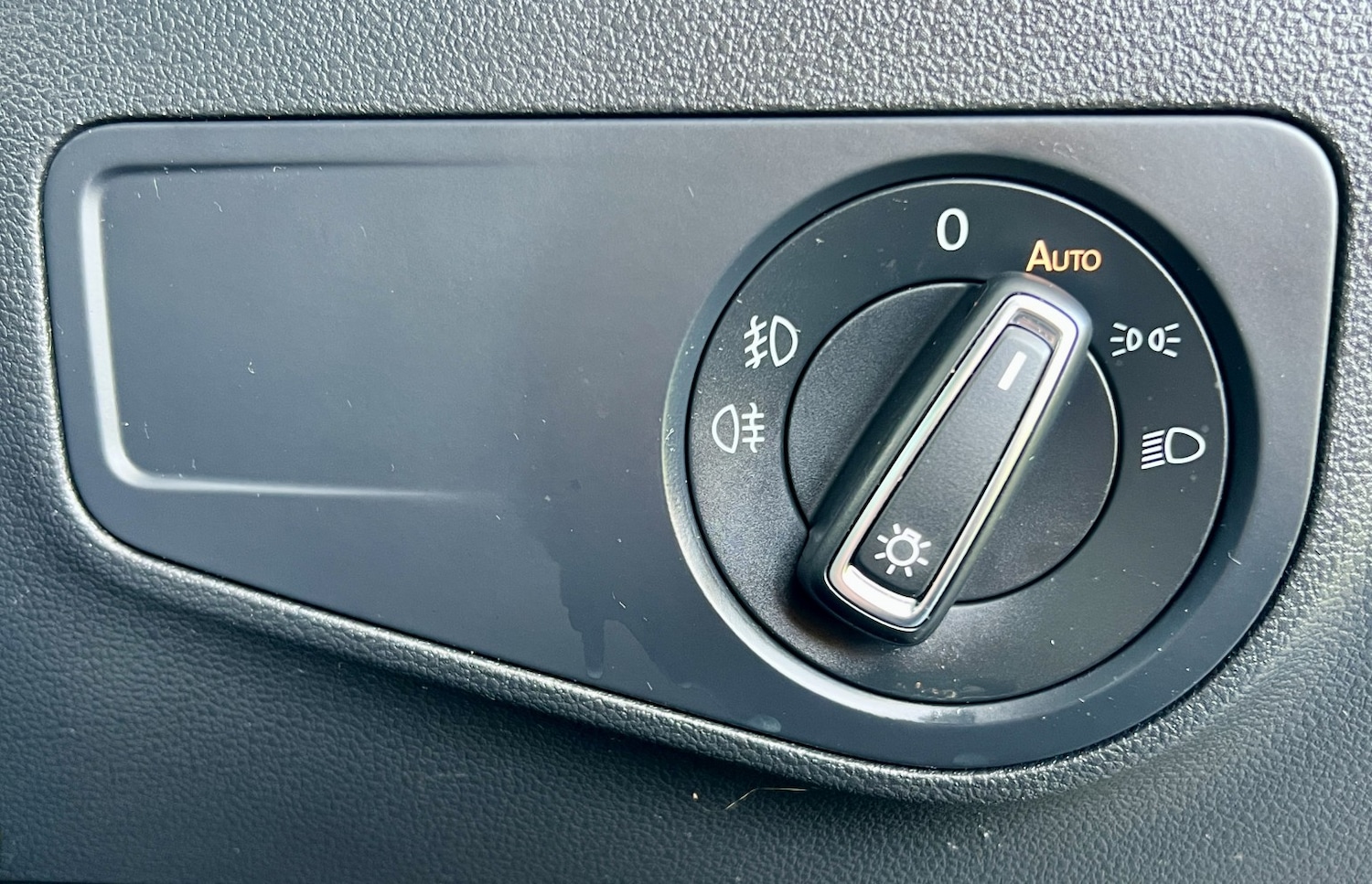 Used Volkswagen Tiguan 2019 for sale - 76769880: Photo 37