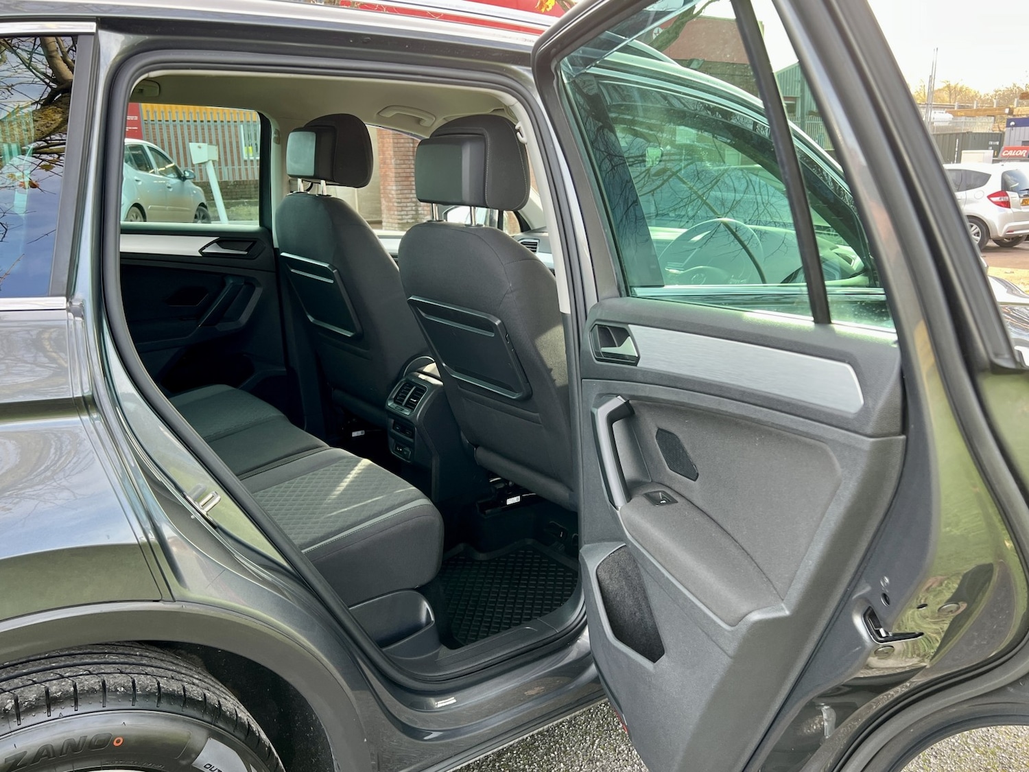 Used Volkswagen Tiguan 2019 for sale - 76769880: Photo 39