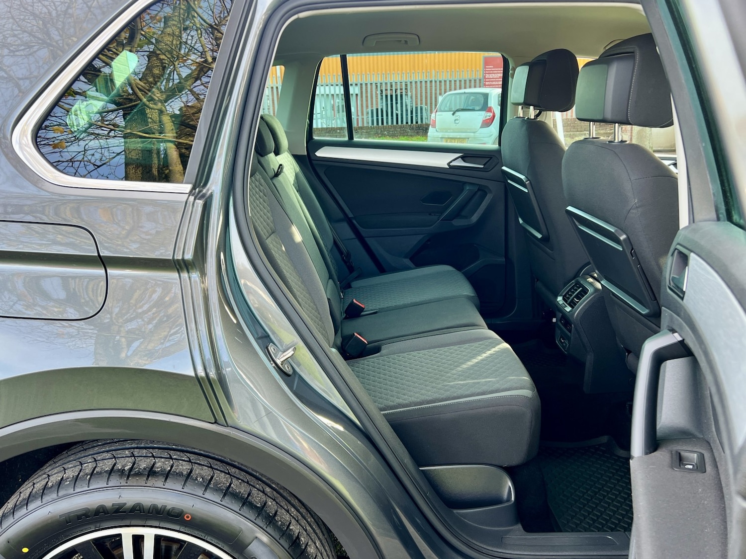 Used Volkswagen Tiguan 2019 for sale - 76769880: Photo 40