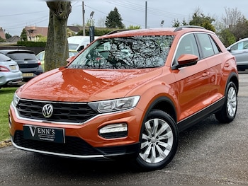 Used Volkswagen T-Roc 2020 for sale - 78340058: Photo
