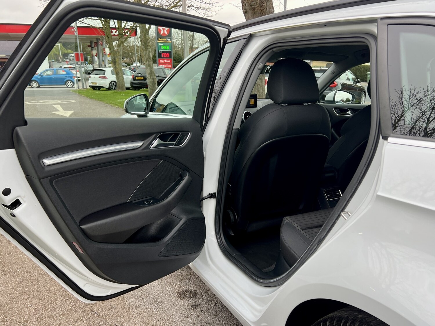 Used Audi A3 2017 for sale - 78064131: Photo 40