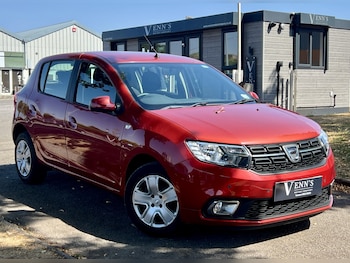 Used Dacia Sandero 2017 for sale - 79536191: Photo