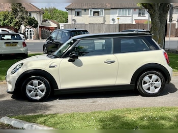 Used MINI Hatch 2018 for sale - 78414940: Photo