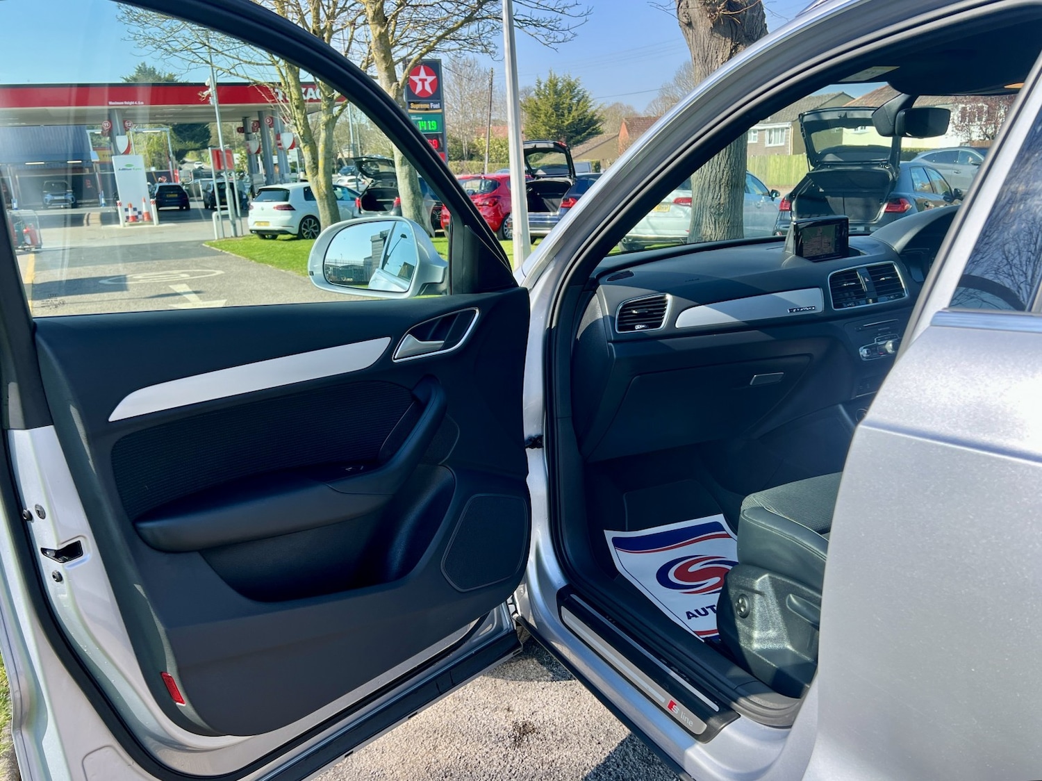 Used Audi Q3 2015 for sale - 77953968: Photo 19