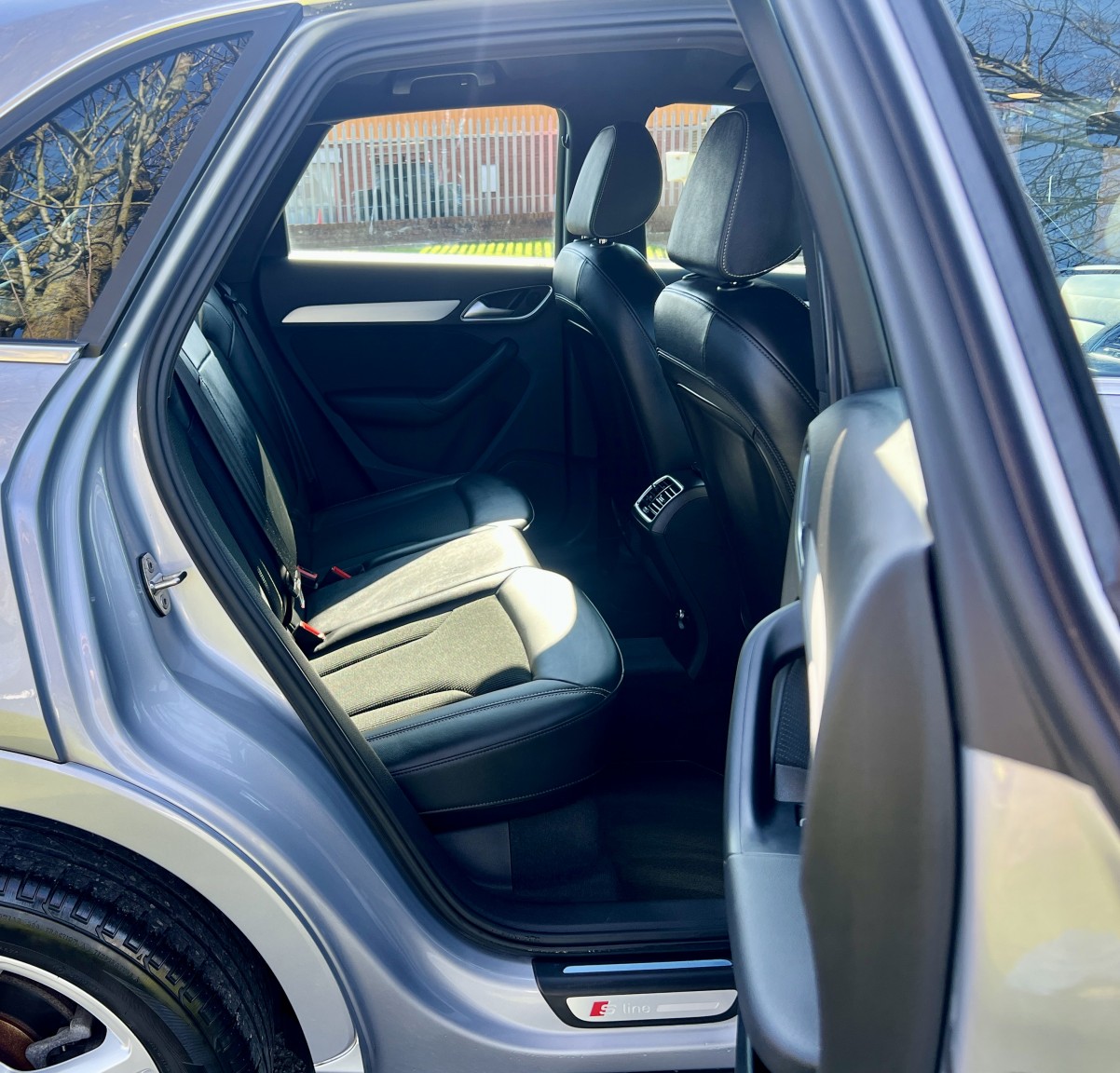 Used Audi Q3 2015 for sale - 77953968: Photo 37