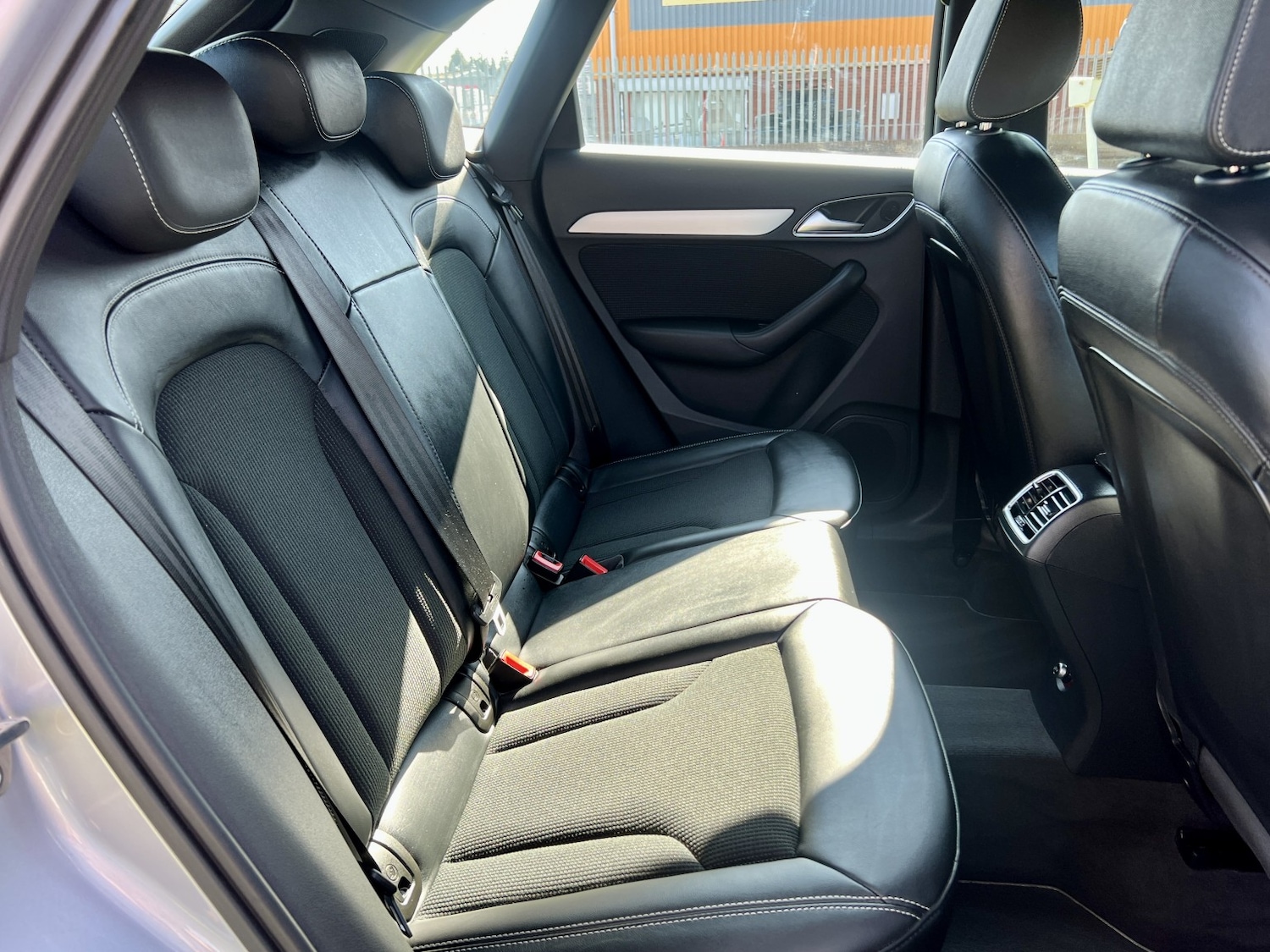 Used Audi Q3 2015 for sale - 77953968: Photo 38