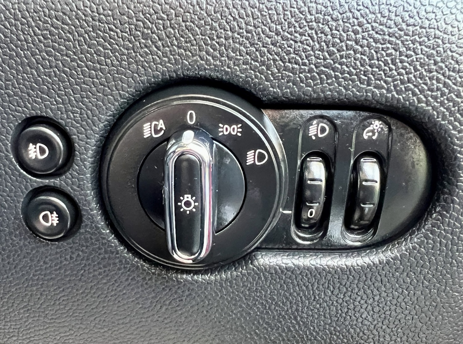 Used MINI Hatch 2017 for sale - 77099890: Photo 31