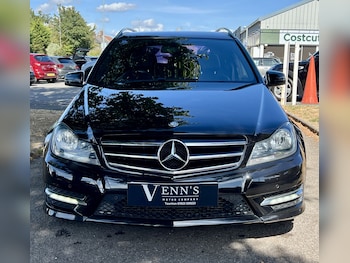 Used Mercedes-Benz C Class 2014 for sale - 79410798: Photo