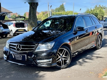 Used Mercedes-Benz C Class 2014 for sale - 79410798: Photo