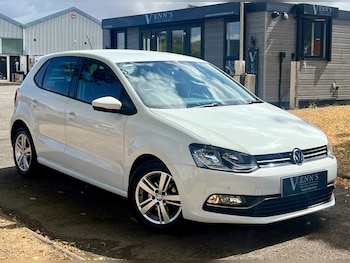Used Volkswagen Polo 2017 for sale - 79536205: Photo