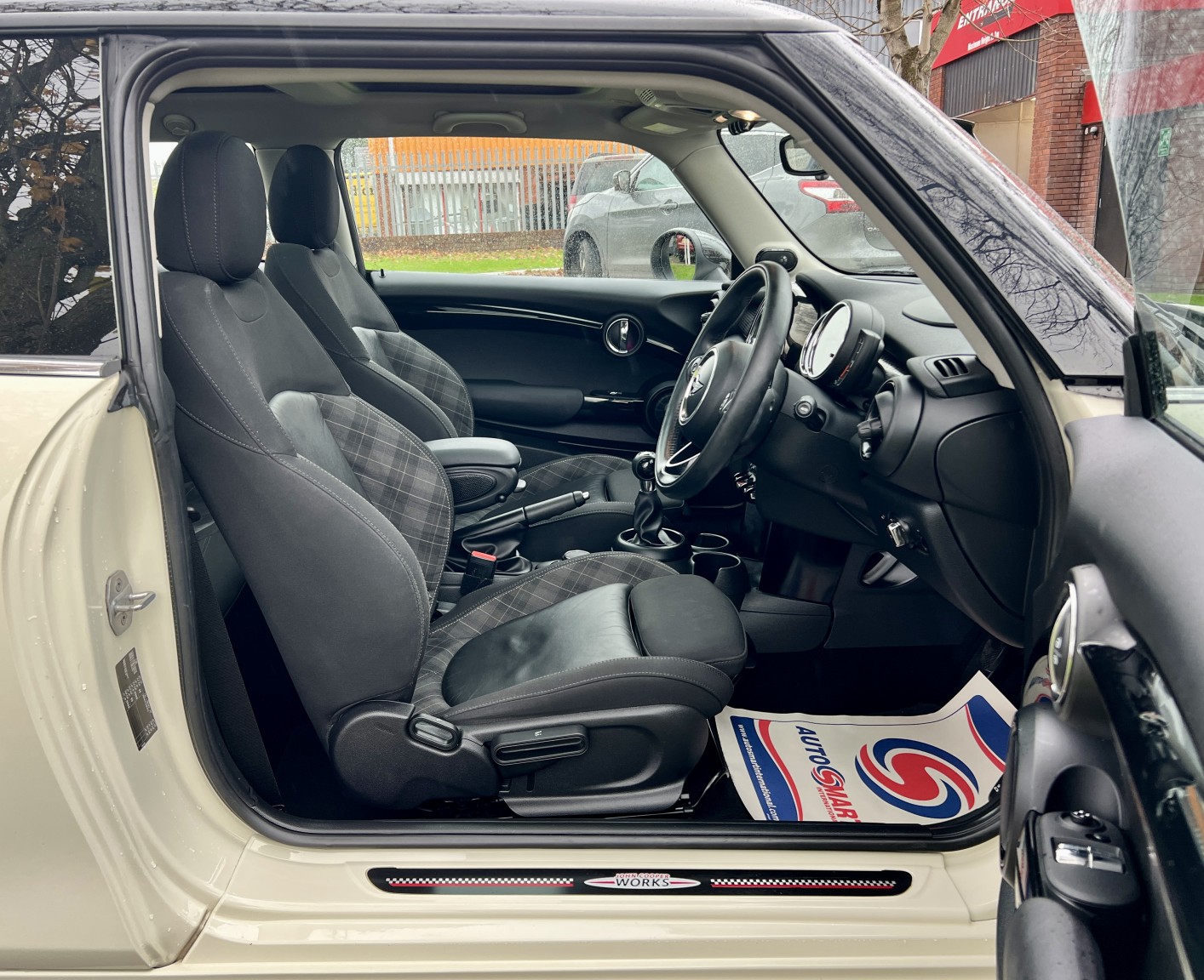 Used MINI Hatch 2018 for sale - 76314008: Photo 15