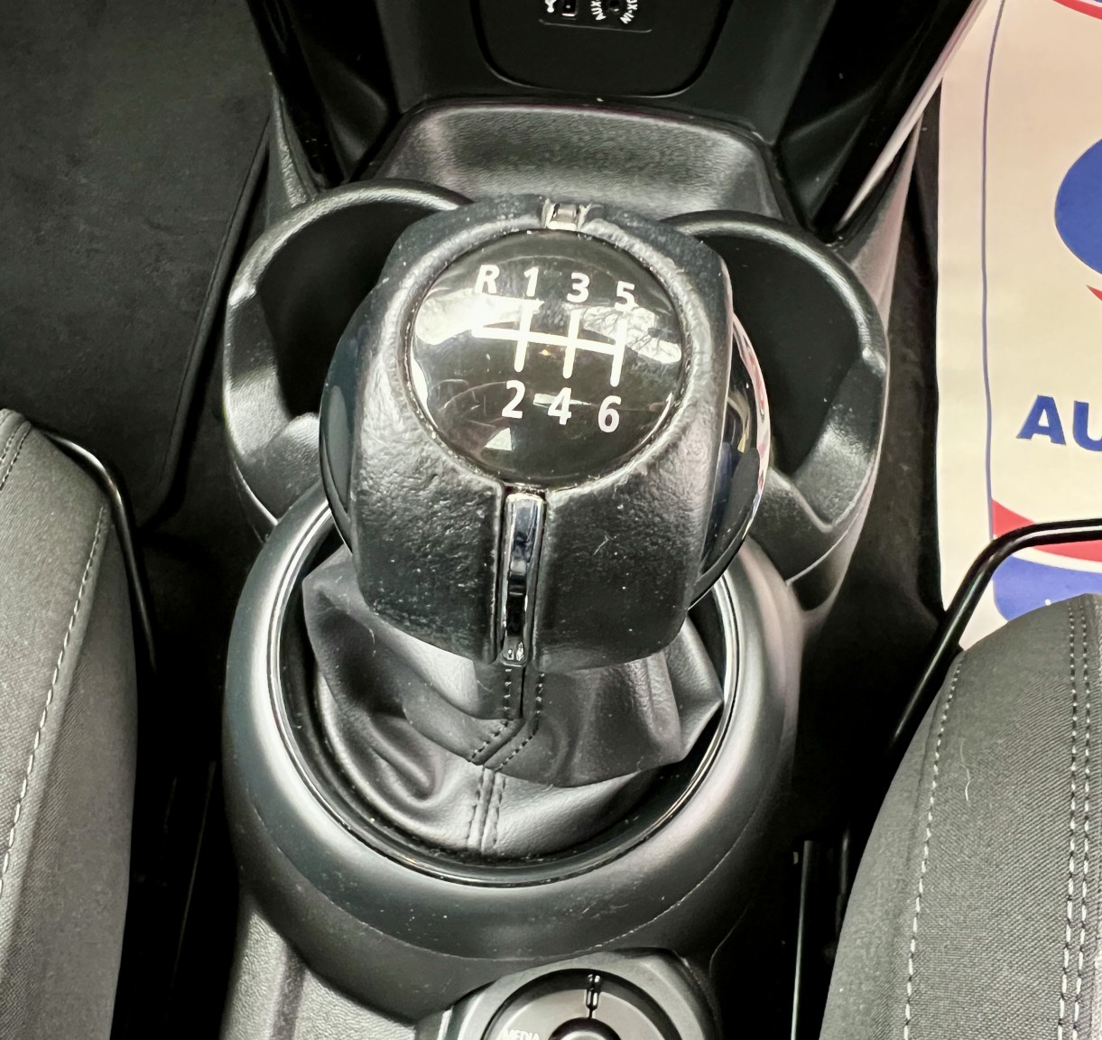 Used MINI Hatch 2018 for sale - 76314008: Photo 32