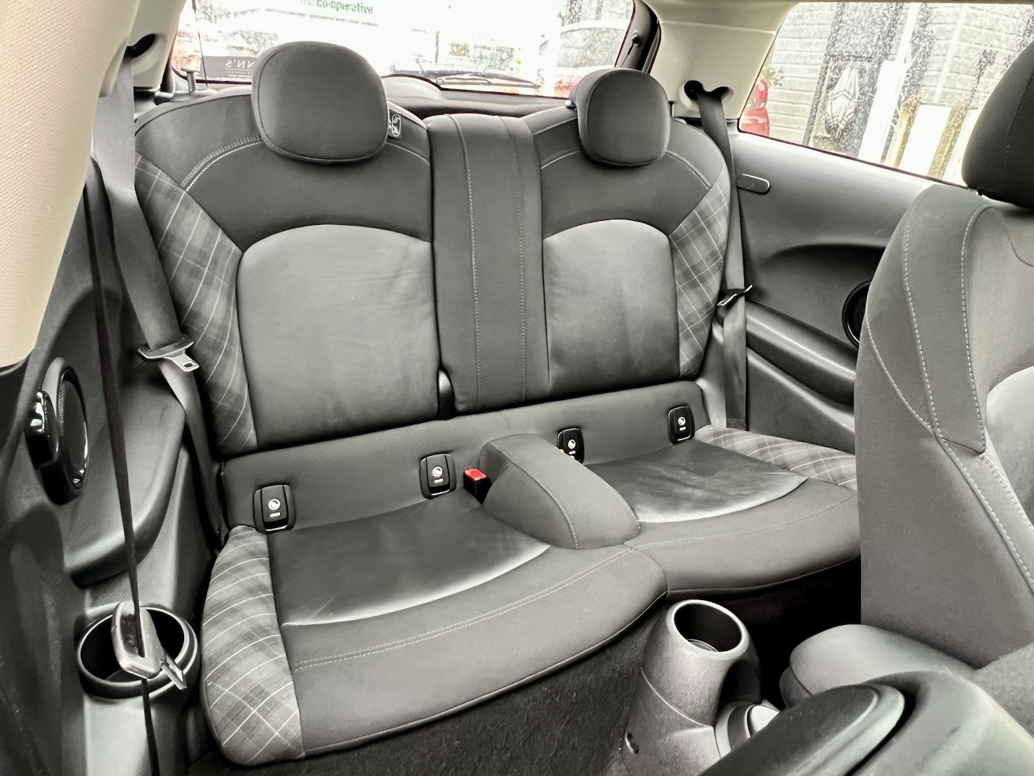 Used MINI Hatch 2018 for sale - 76314008: Photo 42