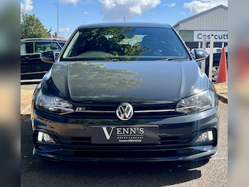 Used Volkswagen Polo 2018 for sale - 79424200: Photo