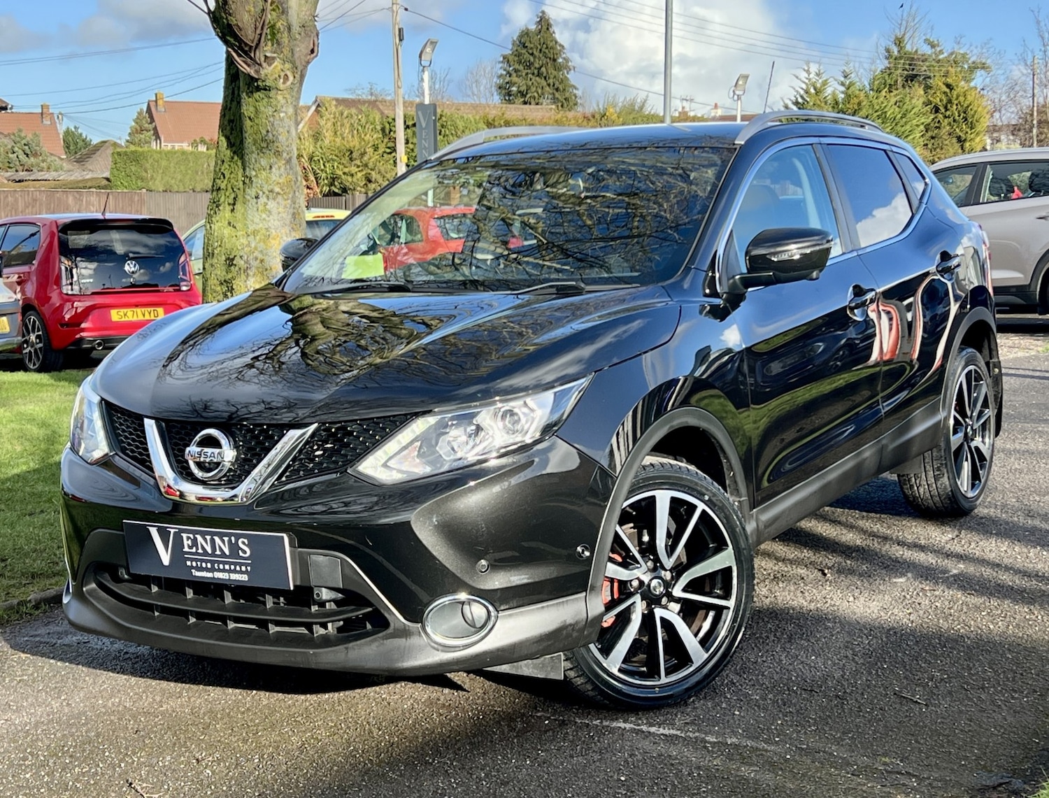 Used Nissan Qashqai 2017 for sale - 77220535: Photo 2