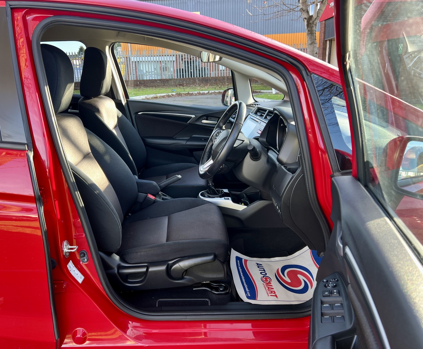 Used Honda Jazz 2015 for sale - 76611413: Photo 15